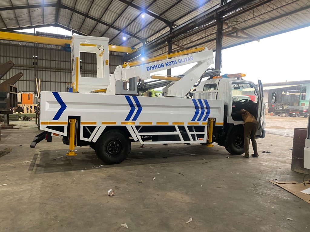 Jasa Karoseri Skylift