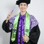Desain Toga Wisuda Langsa